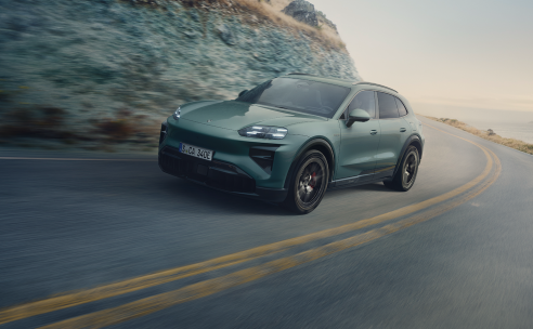 Porsche introduceert nieuwe, volledig elektrische Cayenne en Cayenne Turbo.